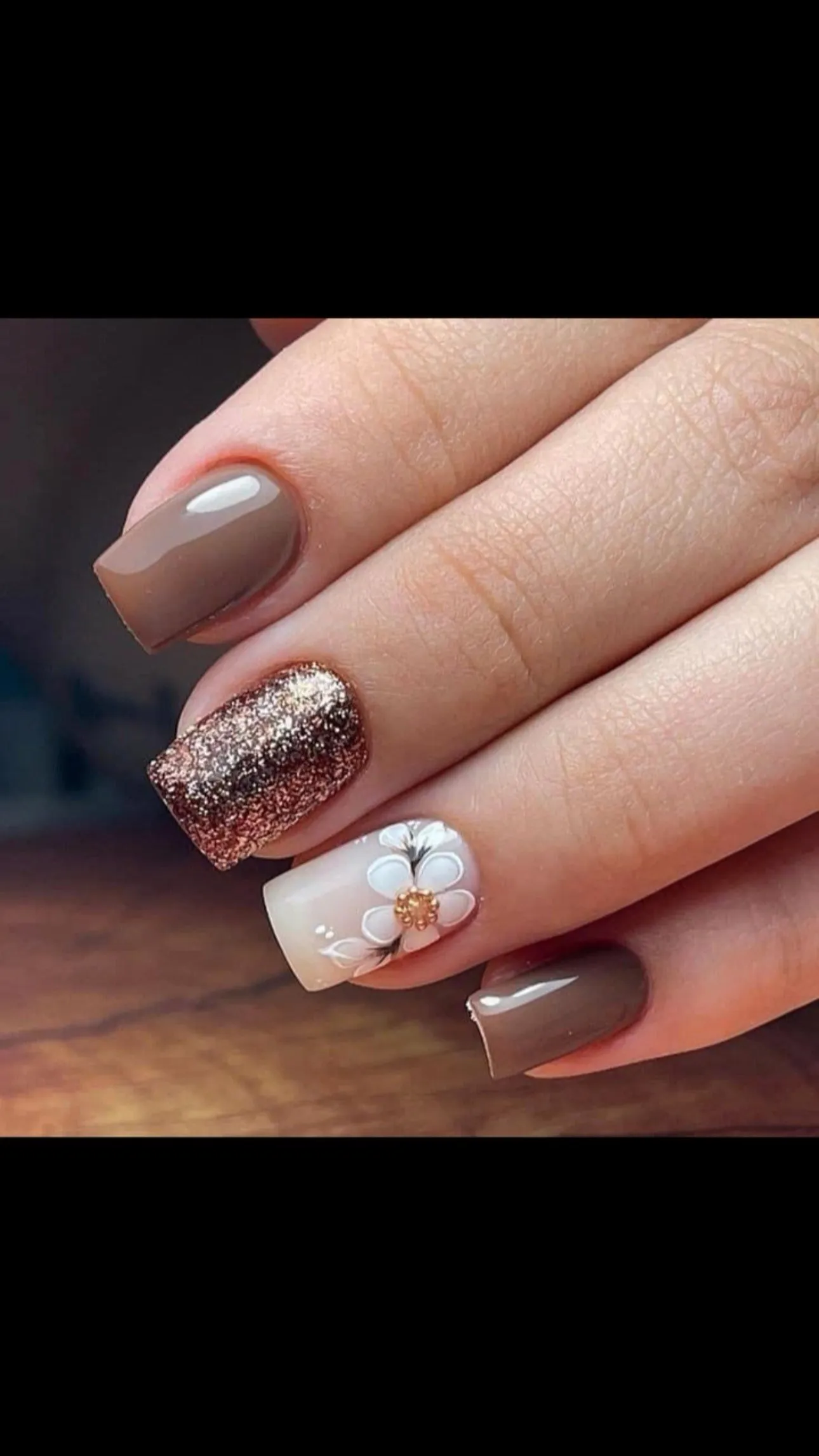 Nail design by TJ Nails & Spa, November 2024